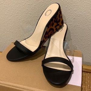 Journee Collection Angelina wedge; Sz 7.5 NWT